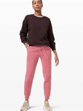 Lululemon Scuba High-Rise Jogger in Brier Rose- Size 2- great condition!